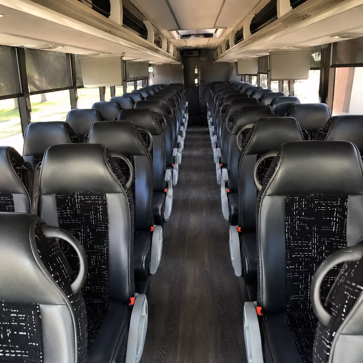 how the distance and duration of your trip affect charter bus rates in new rochelle