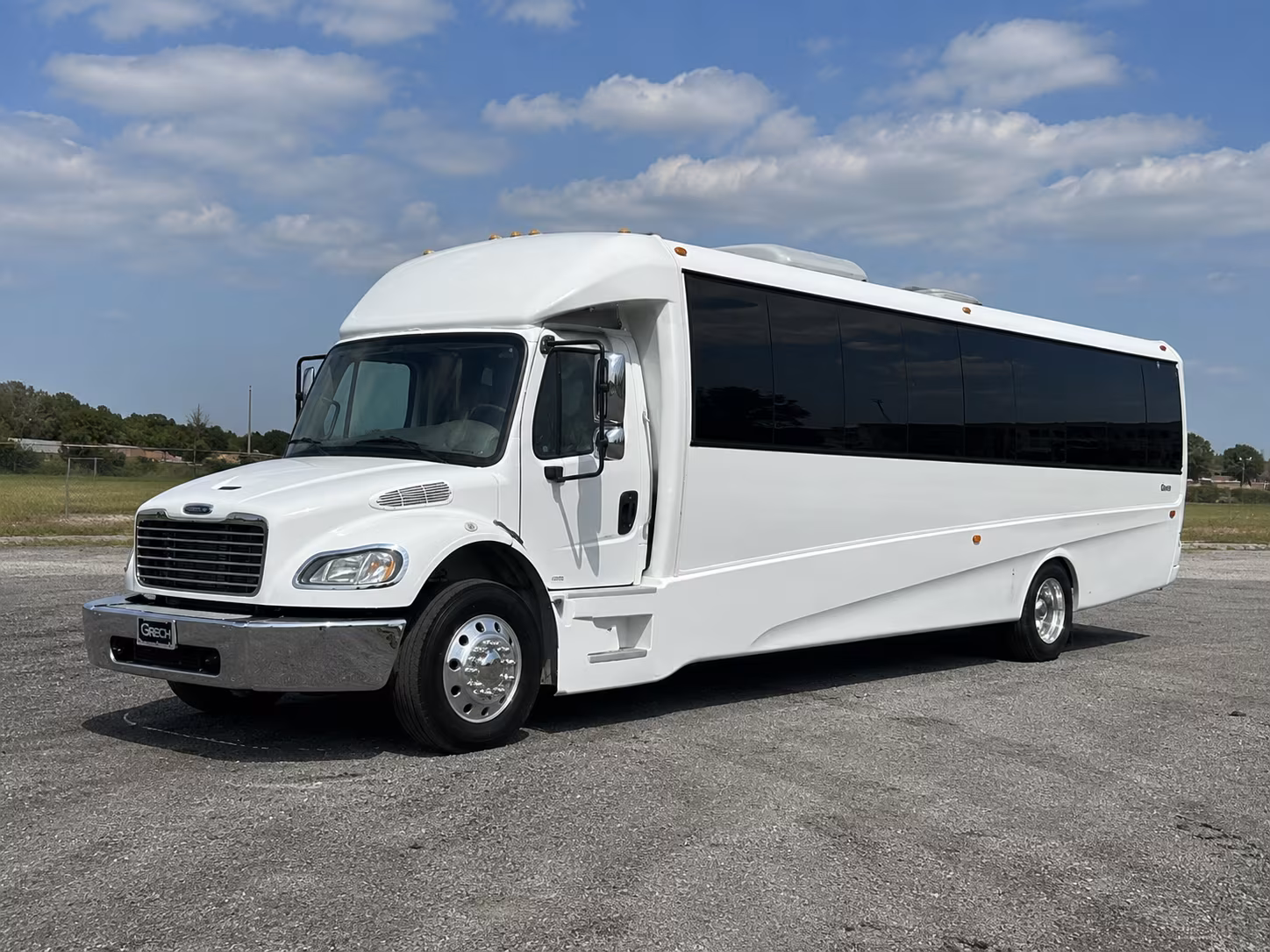 new rochelle 50 passenger party bus