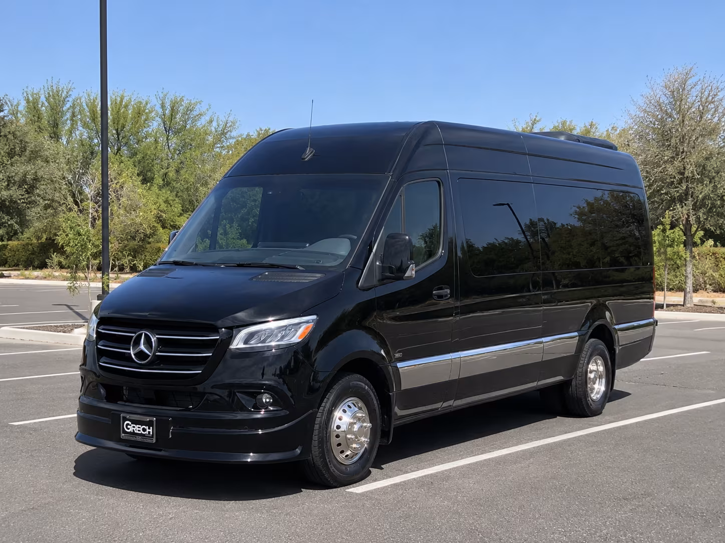 new rochelle airport transportation